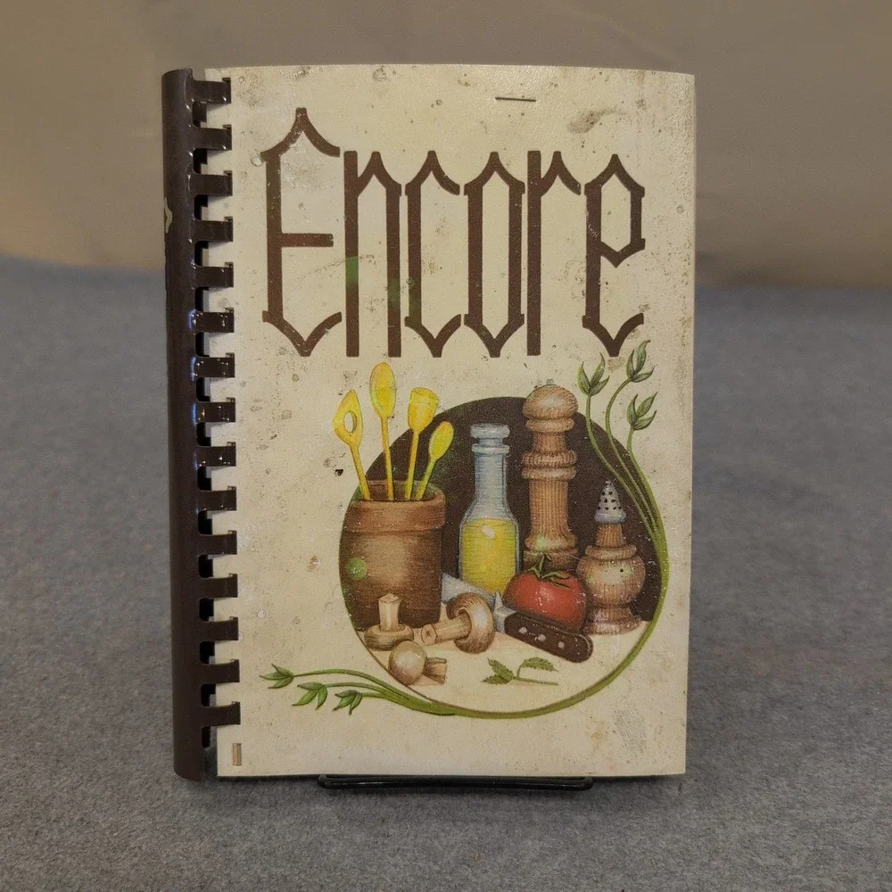 Encore Joseph T Walker School Marietta Georgia Community‎ Cookbook 1982 Spiral